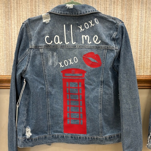 Jean Jacket ☎️ 💋 - Picture 1 of 9